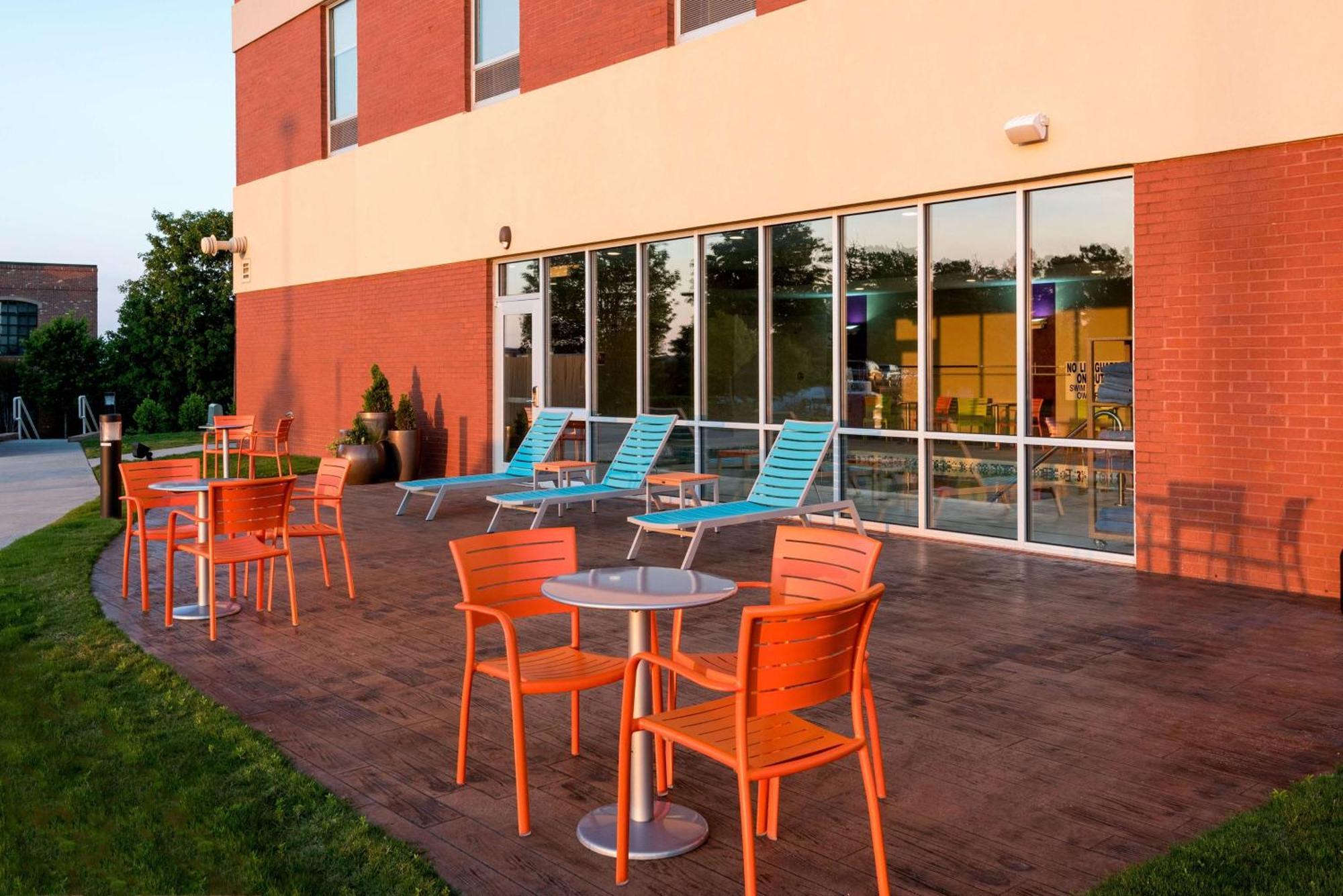 Home2 Suites By Hilton Charlotte University Research Park Esterno foto